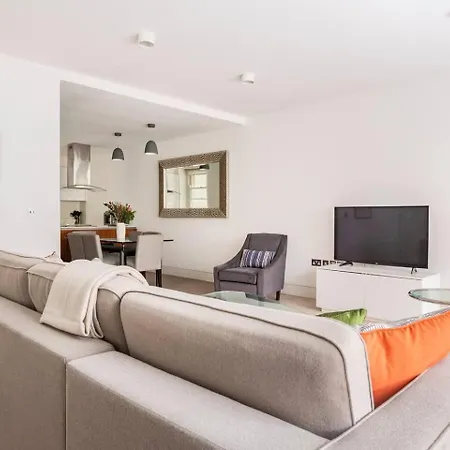 Central London - 2 Beds - Sleeps 4 - Lift Exterior photo