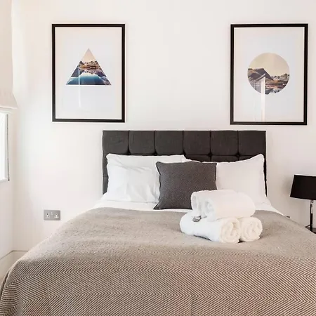 Central London - 2 Beds - Sleeps 4 - Lift Exterior photo
